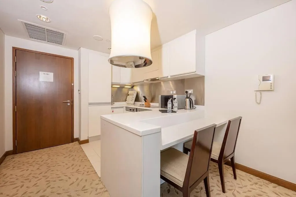 Emaar Fashion Avenue - Formerly Address Dubai Mall Four Apple Apartment